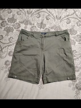 Karen Scott Olive Green Bermuda Shorts